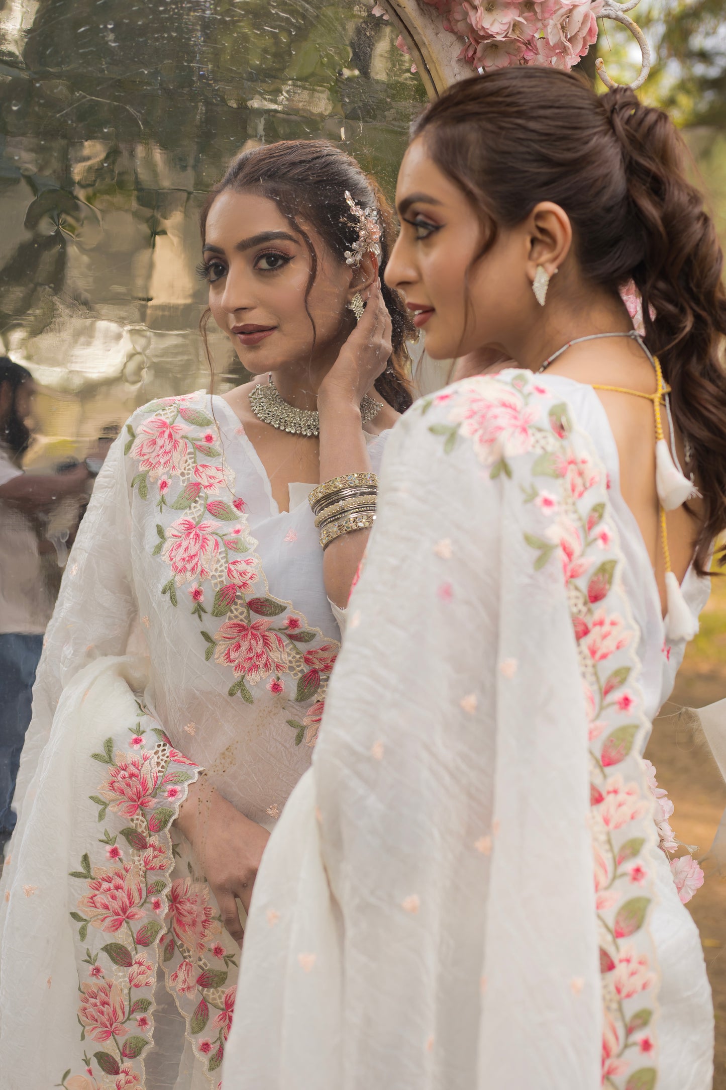 Women White Organza Saree By WTW