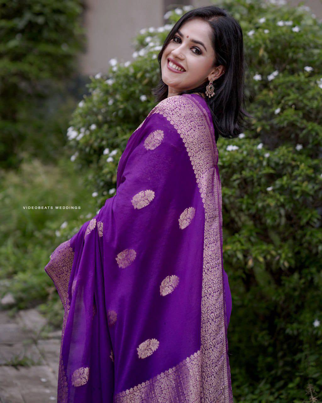 Forbearance Purple Linen Silk Saree With Vestigial Blouse Piece By WTW