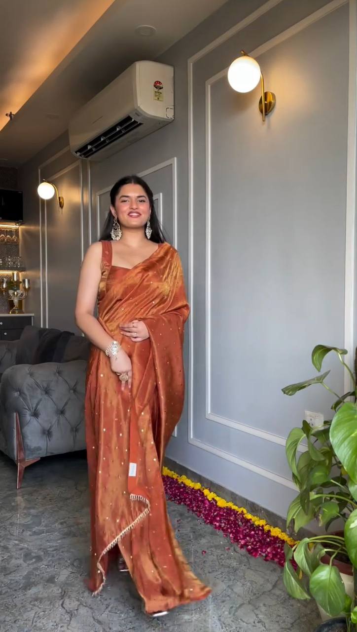 Woven, Embellished, Floral Print, Solid/plain Kanjivaram Pure Silk, Art Silk Saree By WTW