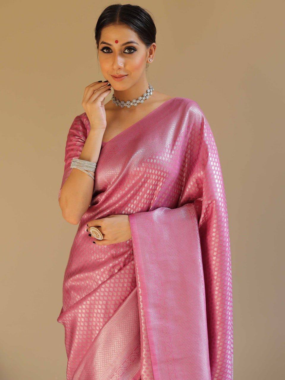 Banarasee Kubera Pattu Soft Silk Saree By WTW