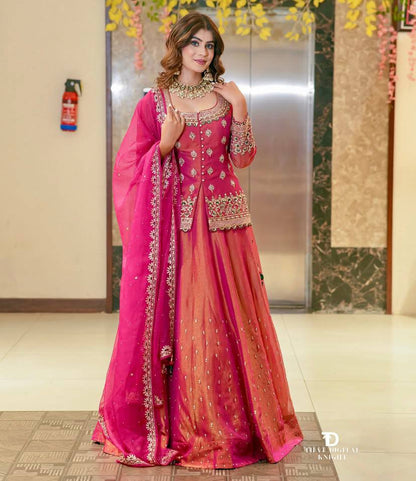 Women Lehenga & Dupatta Set By WTW