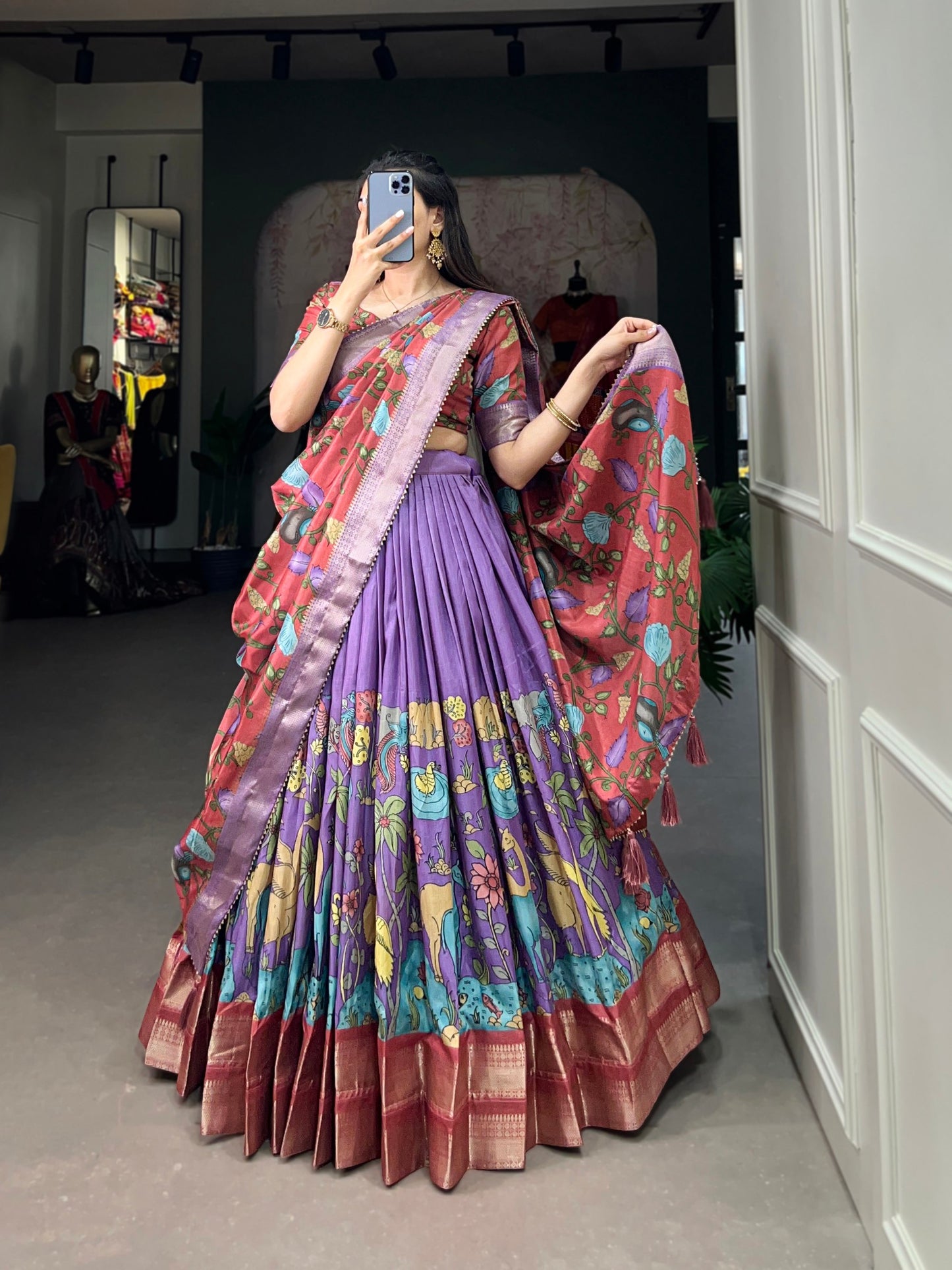 Lavender Kalamkari Dola Silk Lehenga Choli Set With Zari Borders By WTW