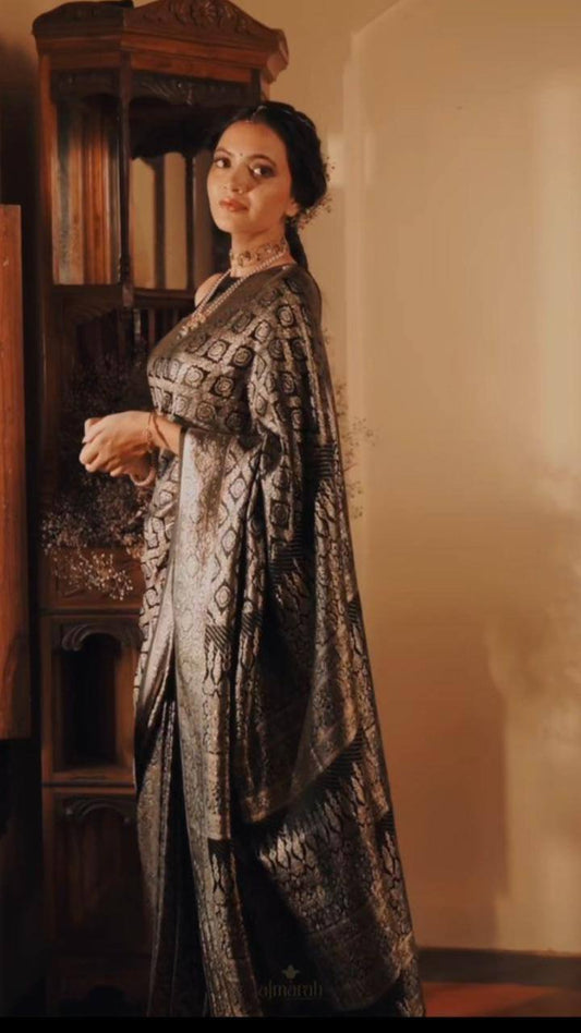 Classic Black Color Soft Lichi Silk Cloth Rich Pallu All Over Saree By WTW