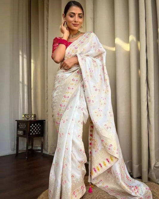 Dazzling White Soft Lichi Silk Cloth Rich Pallu All Over Saree By WTW