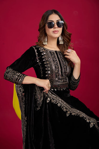 Black Embroidered Velvet Straight Kurta With Trousers & Dupatta By WTW