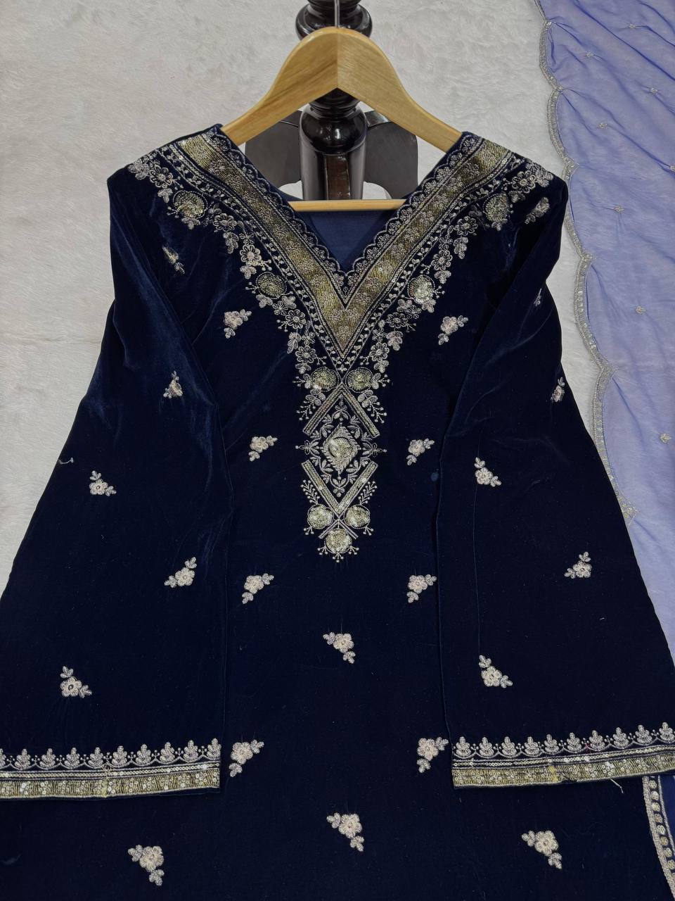 Navy Embroidered Mughal Yoke Kurta Set By WTW