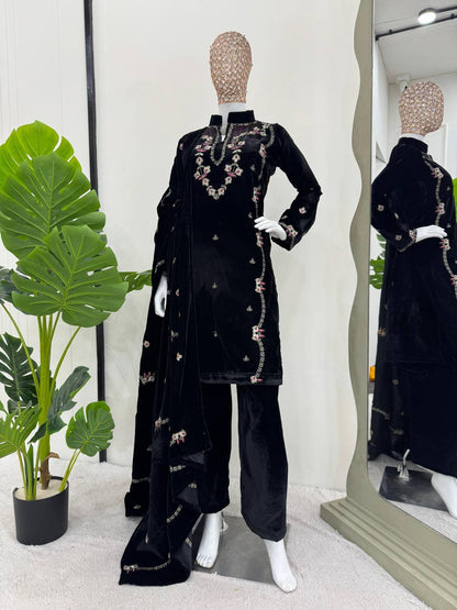 Ethnic Motifs Embroidered Velvet Kurta With Trousers And Dupatta By WTW