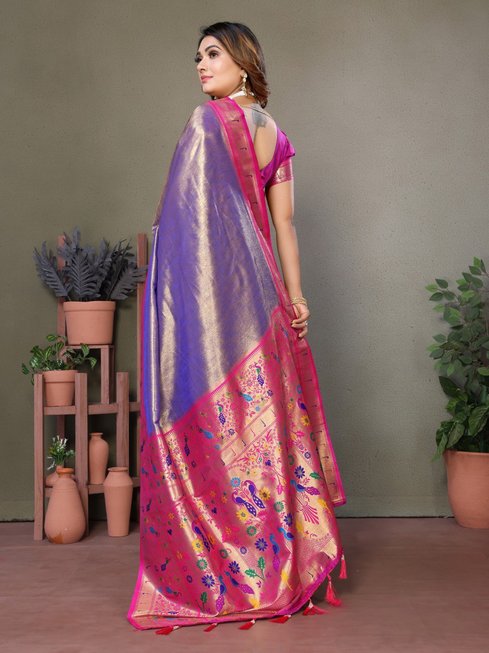 Banarasi Tissue Silk Saree With Unstitched Blouse Piece By WTW