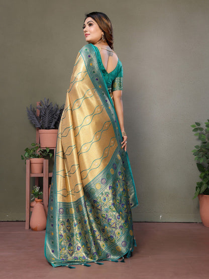 Cream Banarasi Silk Saree With Blouse Piece By WTW