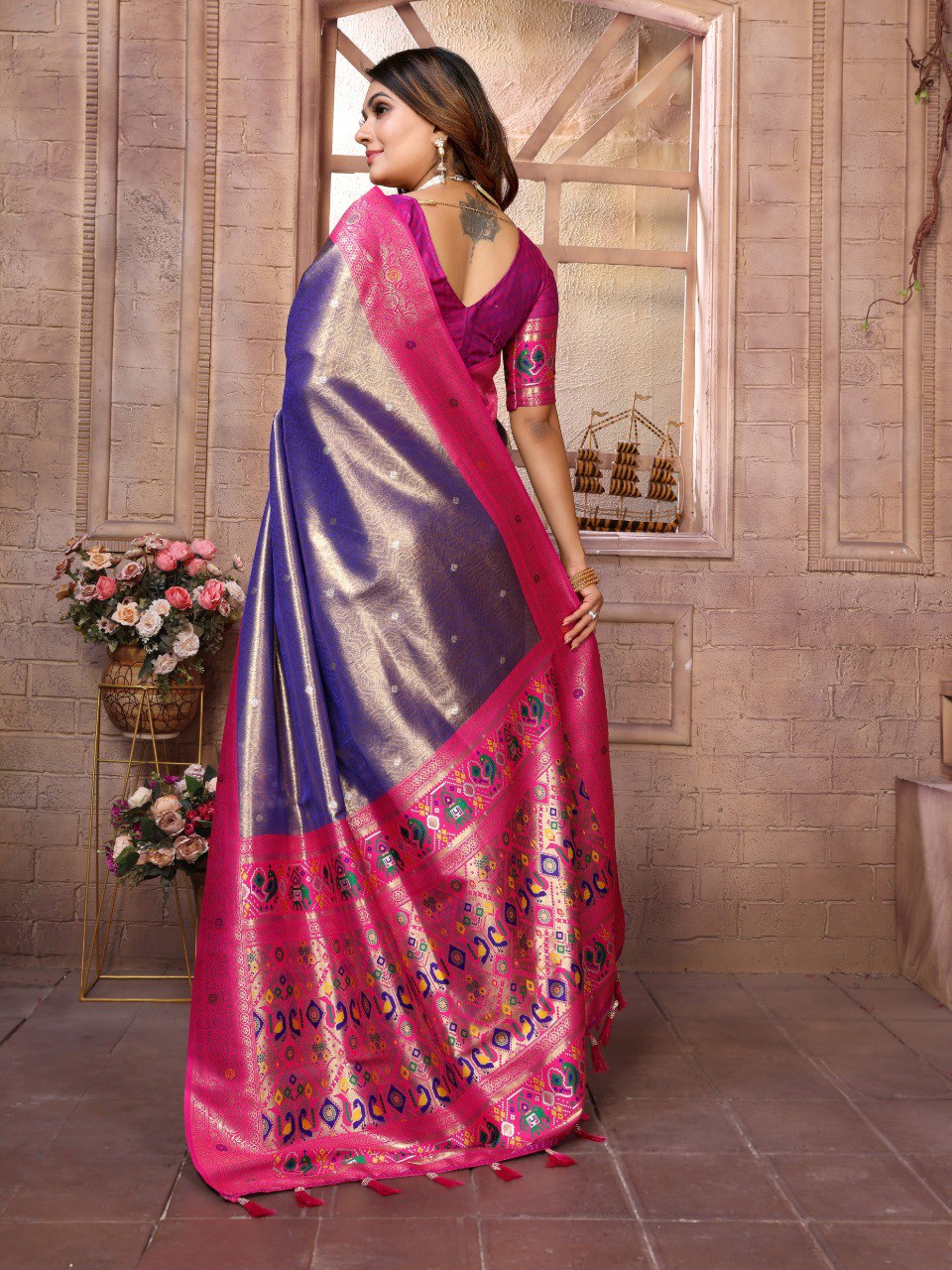 Banarasi Tissue Silk Saree With Unstitched Blouse Piece By WTW