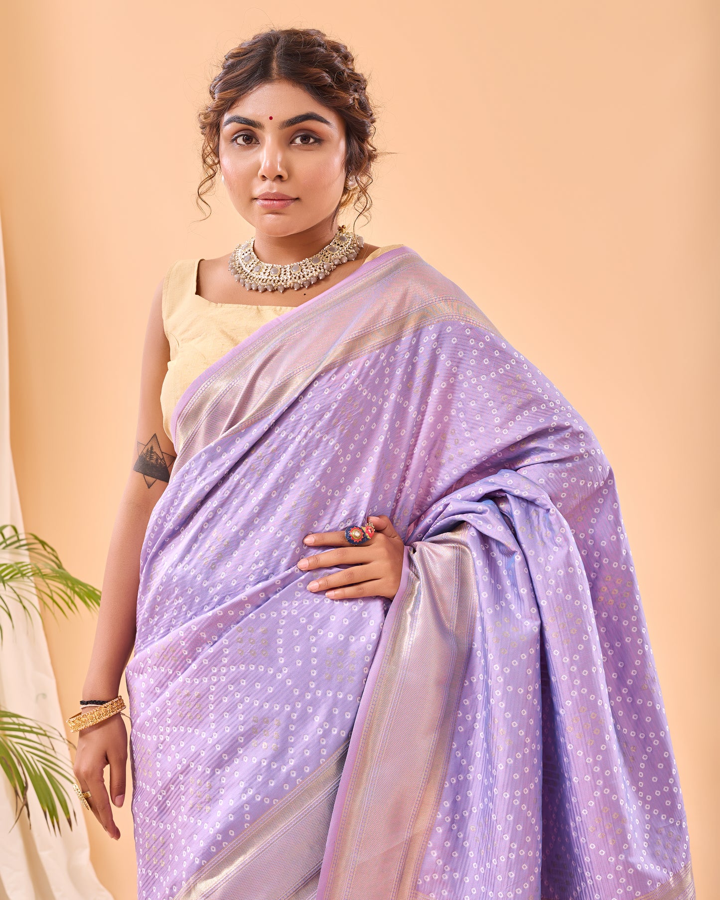 Lavender Bandhani Weaving Paithani Silk Saree By WTW