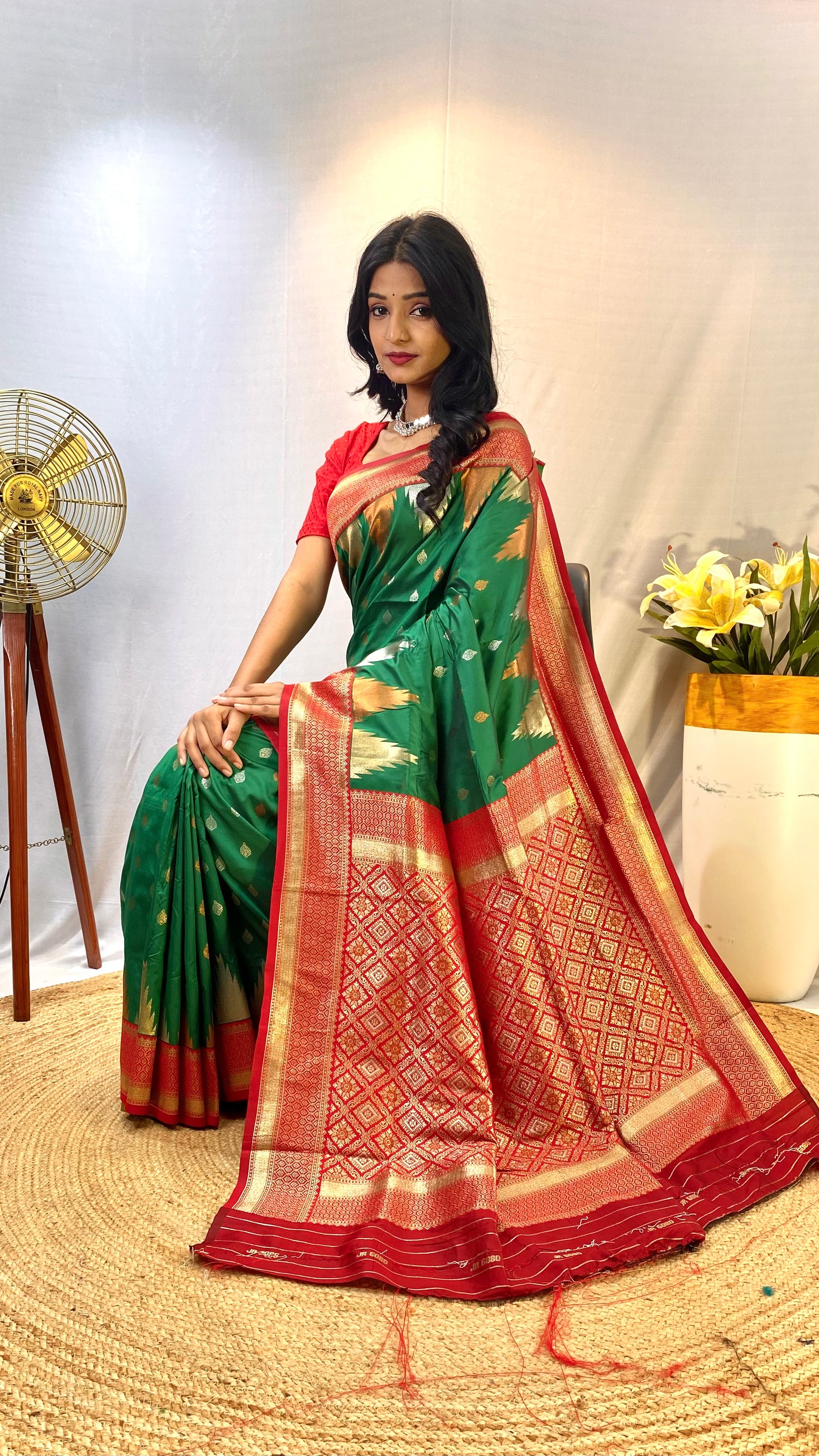 Precious Green Soft Banarasi Silk Saree With Elegant Blouse Piece By WTW