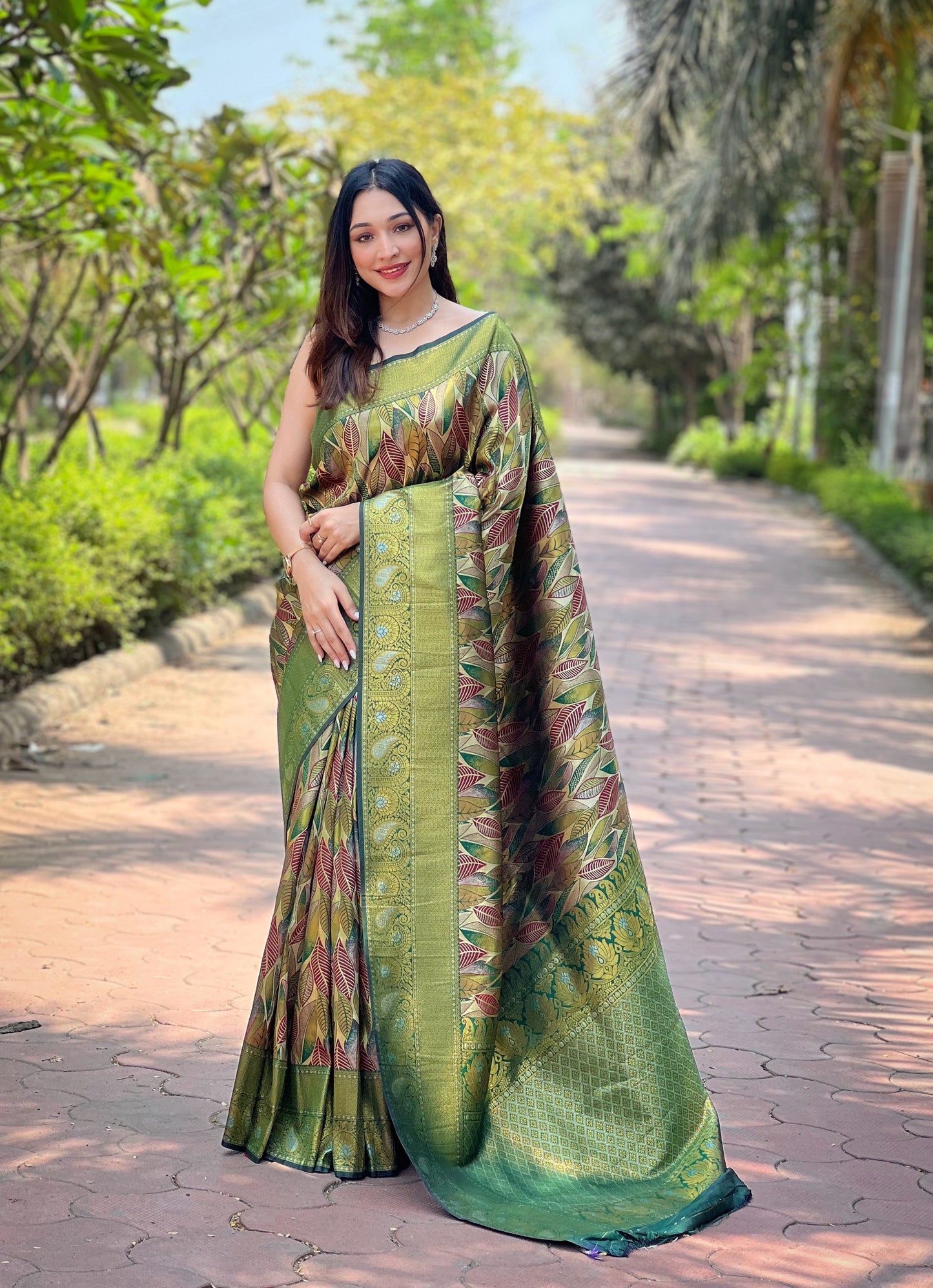 Kanchipattu Handloom Weaving Saree By WTW
