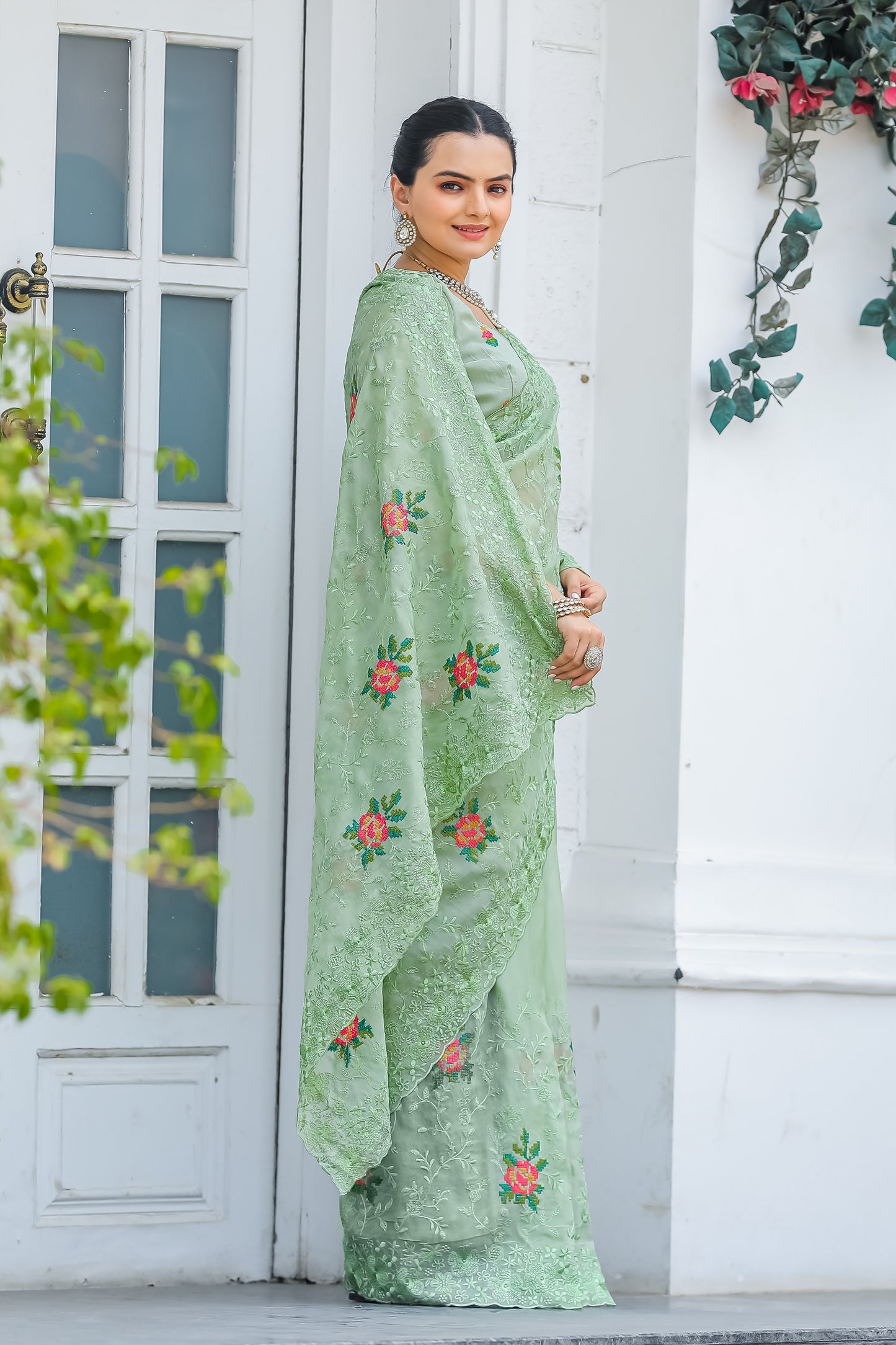 Pista Thread Embroidered Chiffon Saree Set By WTW