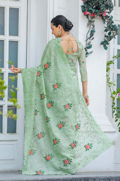 Pista Thread Embroidered Chiffon Saree Set By WTW